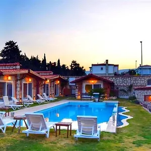 Wood Town Otel Alaçatı